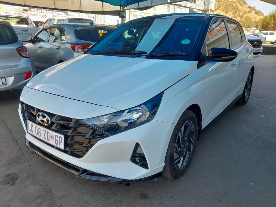 2023 HYUNDAI I20 1.0 SPORT MANUAL