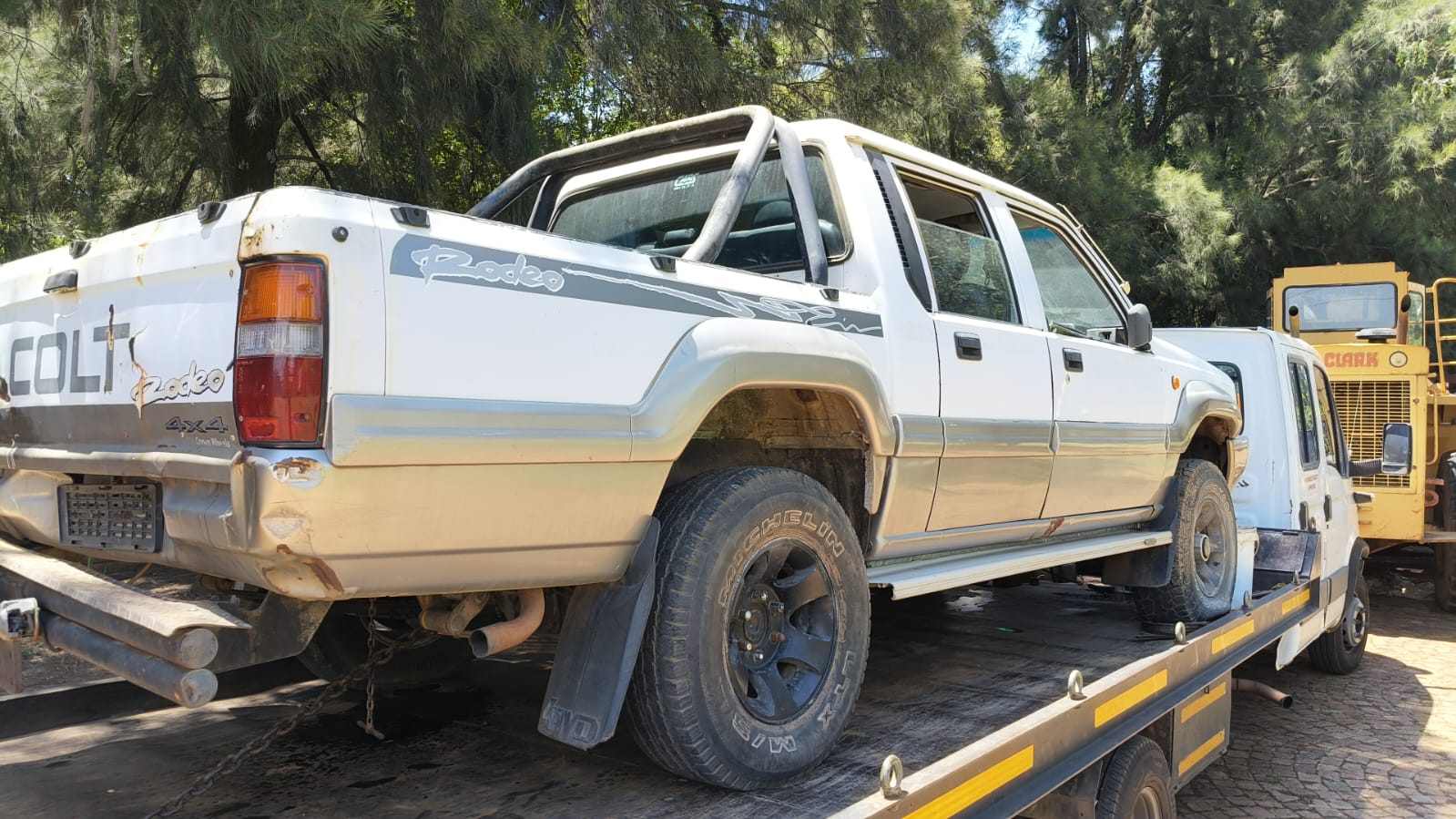 4x4 mitsubishi colt box shape with v6 engine stripping for spares - Private Seller 4x4 mitsubishi colt box shape with v6 engine stripping for spares - Private Seller