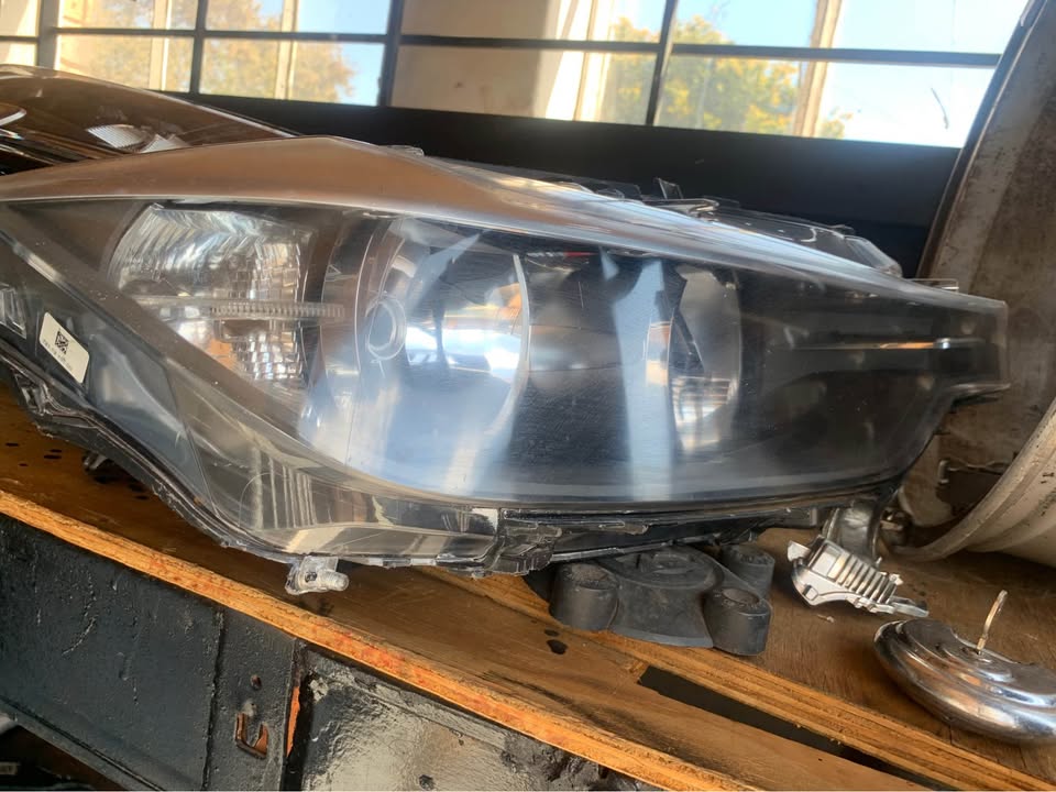 BMW f30 normal headlights preface RHS