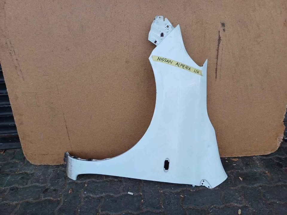 Nissan Almera fender left side with (indicator) - Private Seller Nissan Almera fender left side with (indicator) - Private Seller