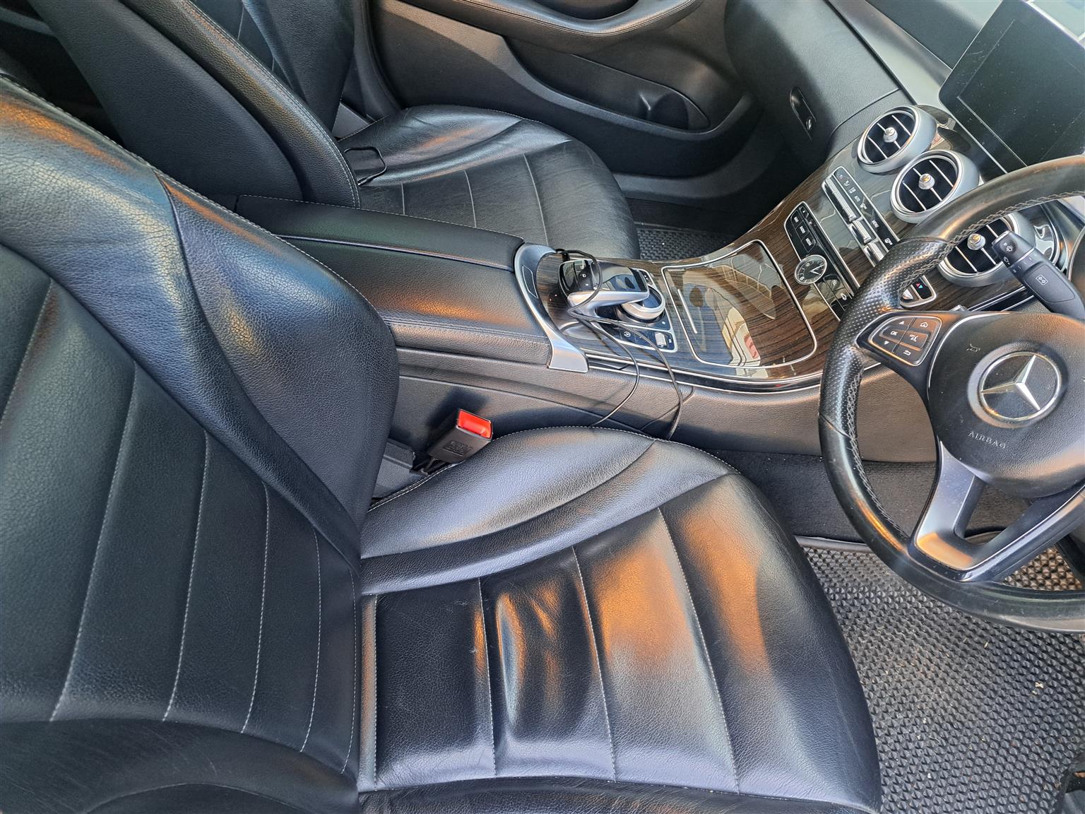 MERCEDES BENZ C200D BLUETEC AUTO