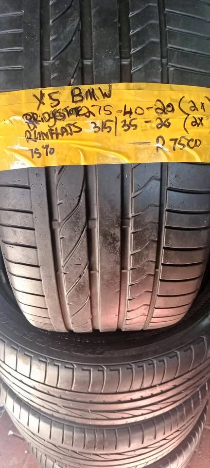 Set Wide and Narrow Bridgestone X5 BMW tyers 20 inch - Private Seller
