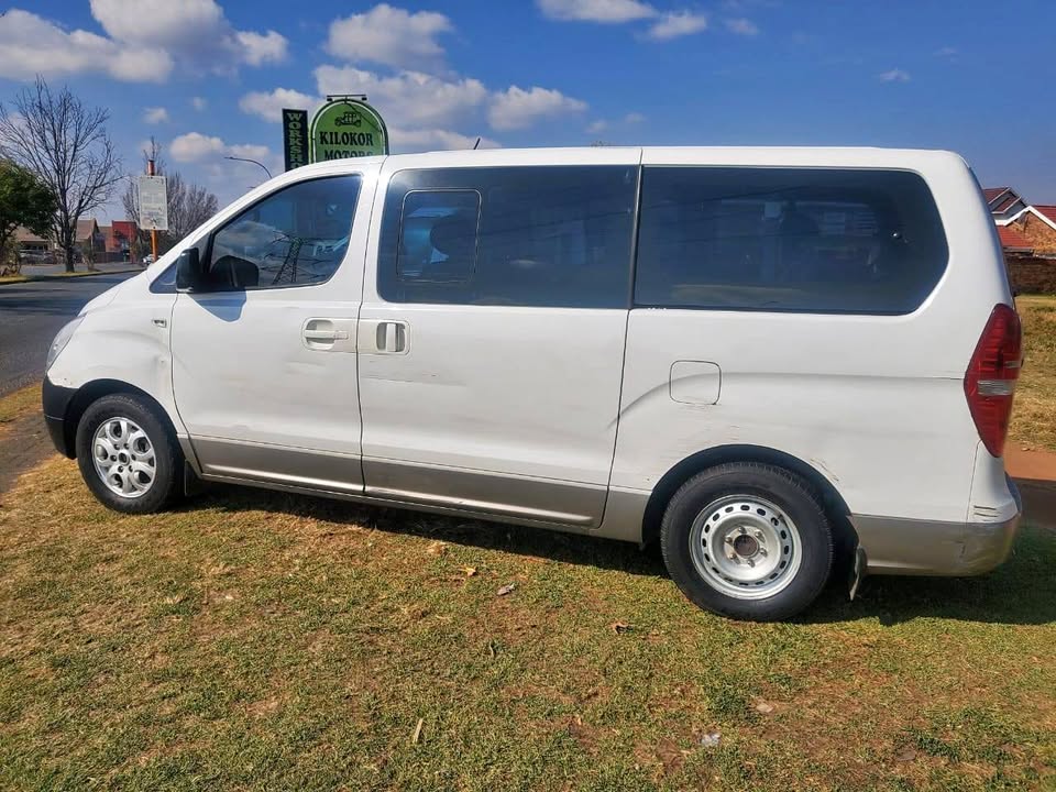 Hyundai H1 2015 manual