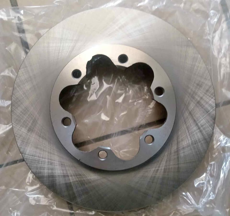 Toyota quantum 2005 brake disc