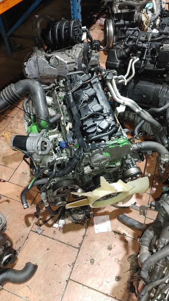 NISSAN NV350 IMPENDULO QR25 2.5 PETROL ENGINE FOR SALE - Private Seller NISSAN NV350 IMPENDULO QR25 2.5 PETROL ENGINE FOR SALE - Private Seller