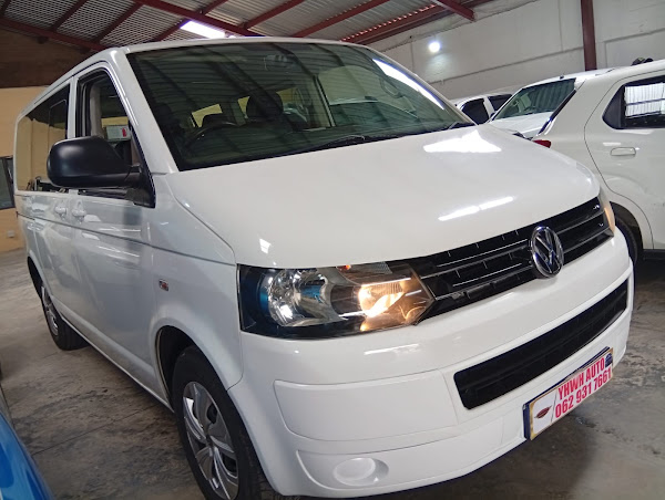 Used 2014 Volkswagen Transporter 2.0TDI crew bus LWB 10-seater - Private Seller