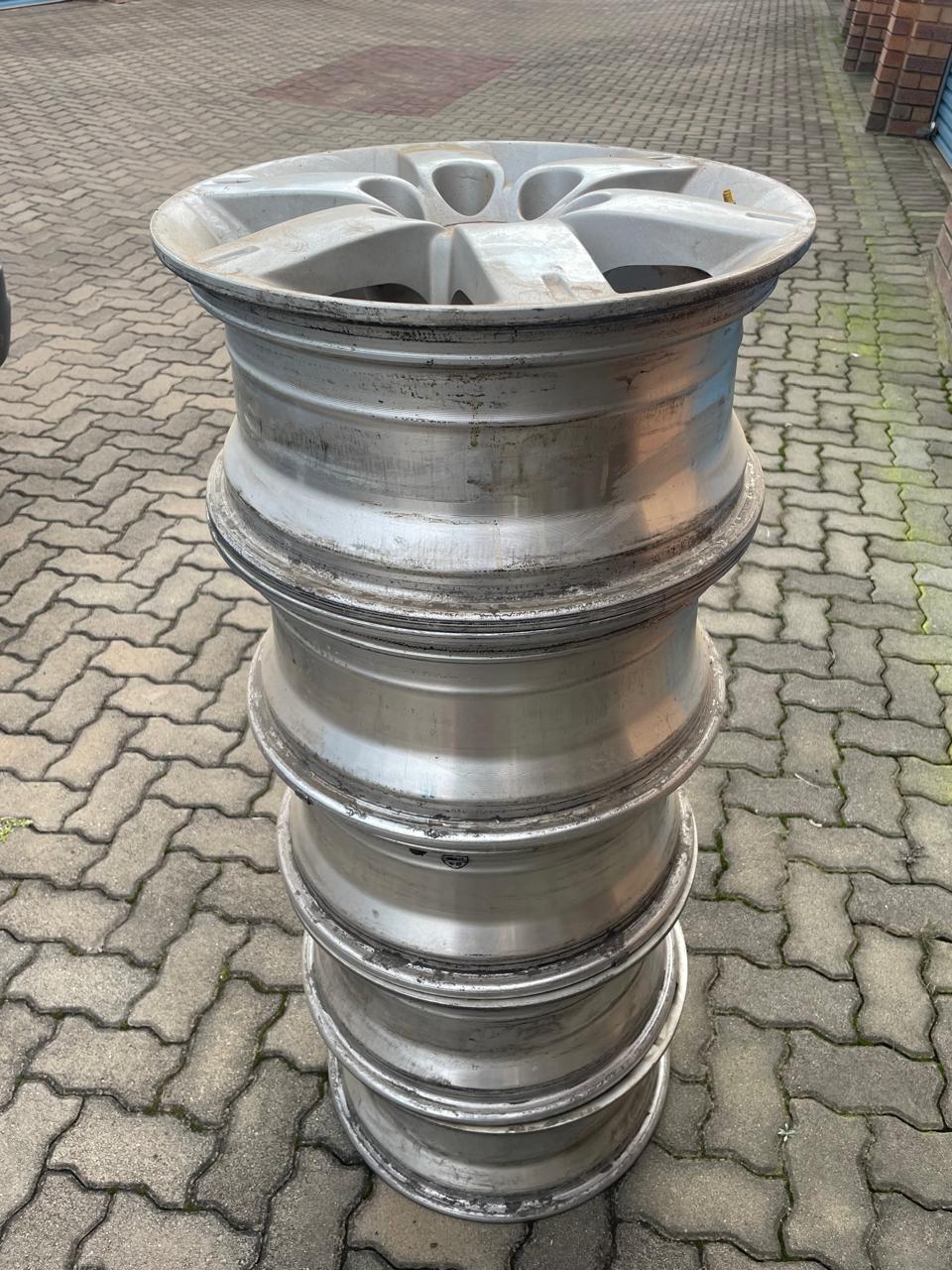 Mag Rims Pajero | Junk Mail Marketplace