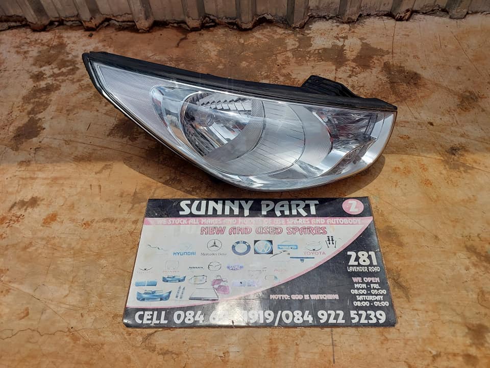Hyundai ix35 Headlight - Private Seller Hyundai ix35 Headlight - Private Seller