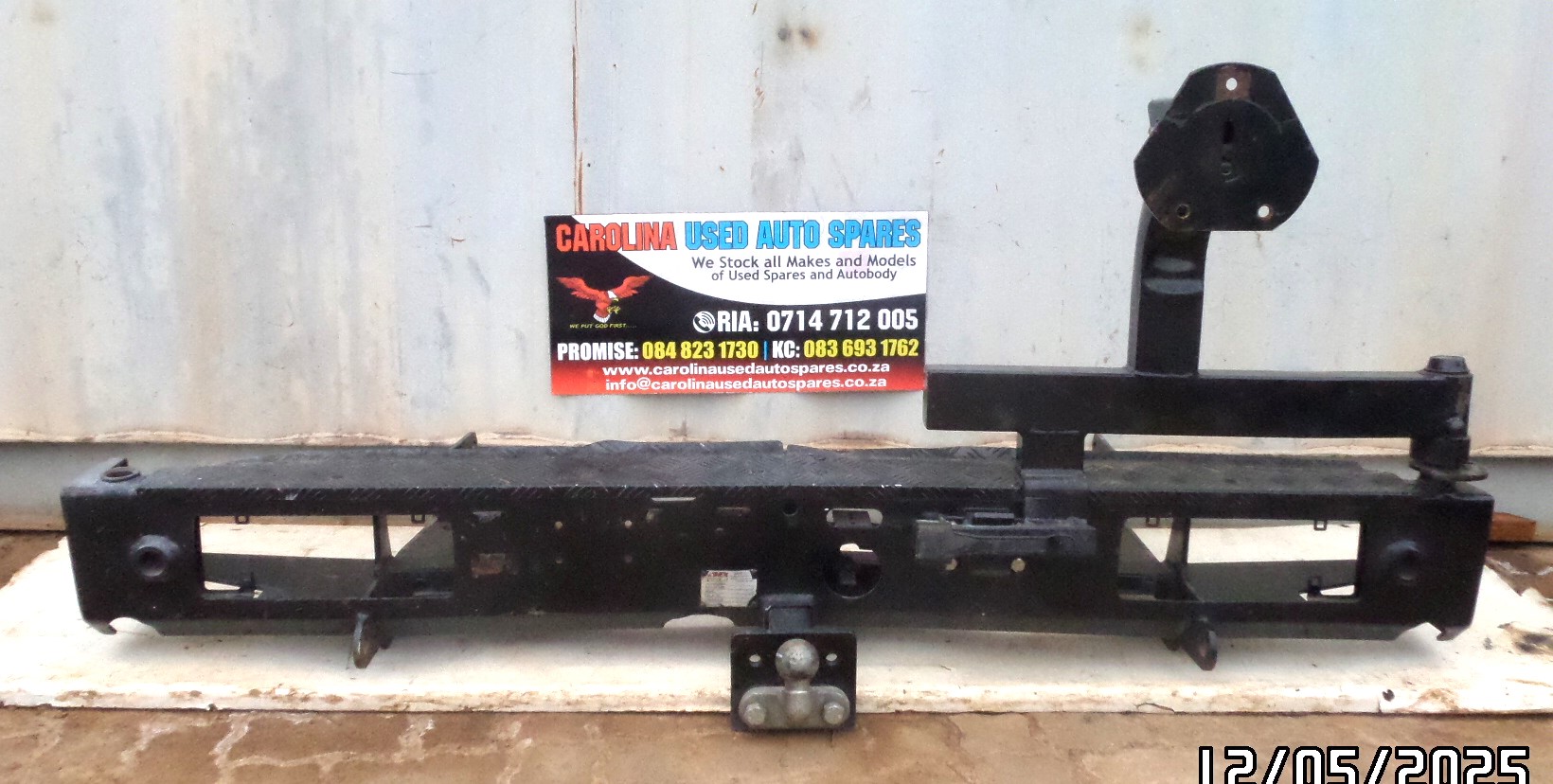 Toyota Land Cruiser 75 series rear/back bumper and towbar - Private Seller Toyota Land Cruiser 75 series rear/back bumper and towbar - Private Seller