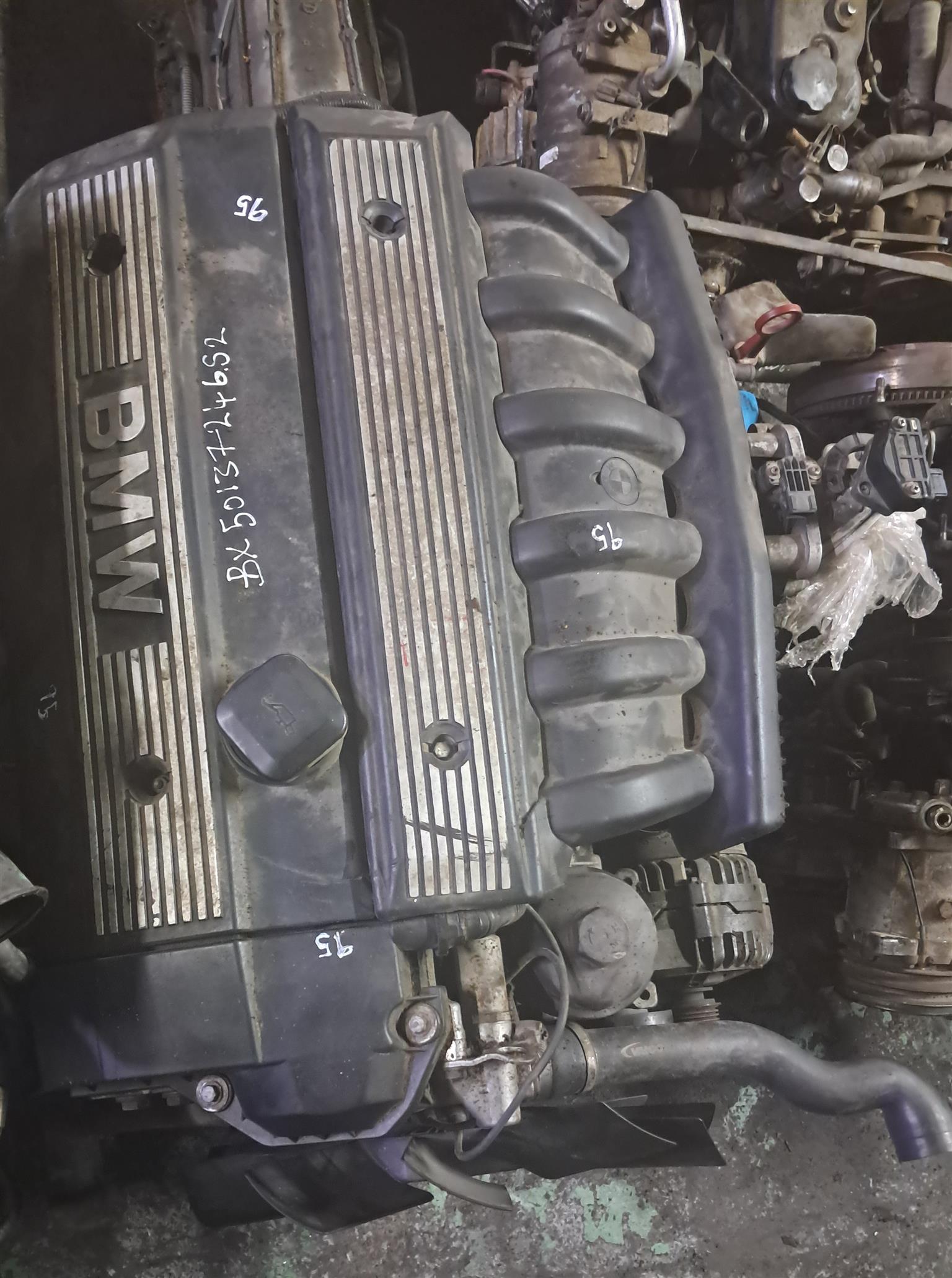 COMPLETE IMPORTED USED BMW E36/E46 6 CYLINDER 24V M54B28 SINGLE VANOS FOR SALE - Private Seller