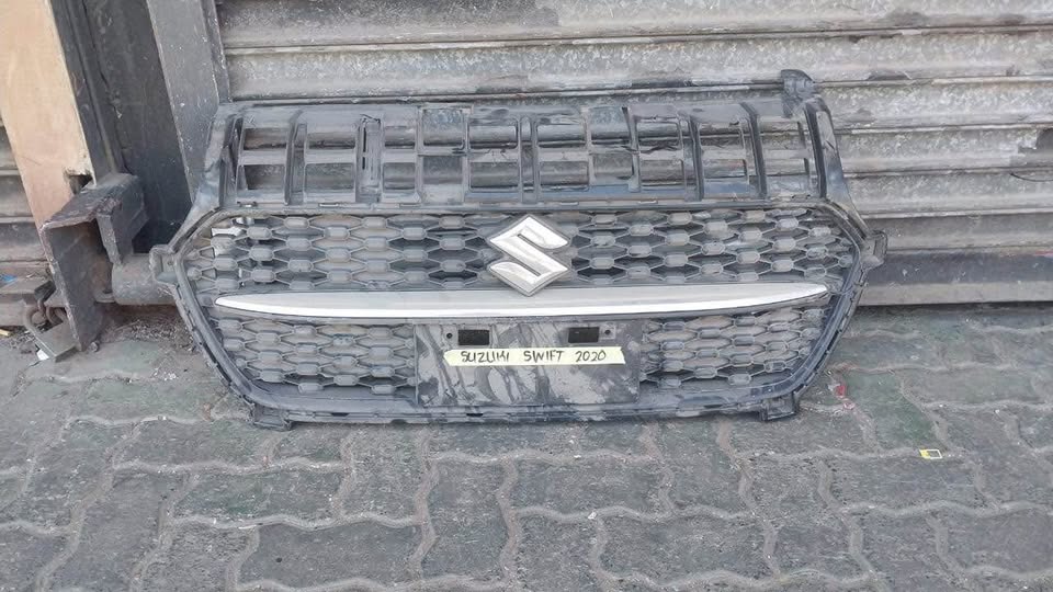 Suzuki Swift grill - Private Seller