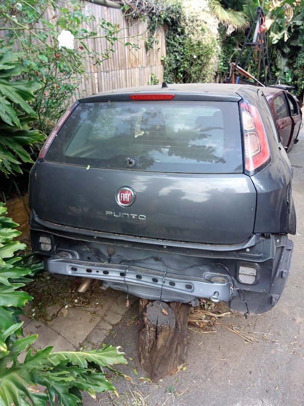 Fiat Punto's Stripping For Spares