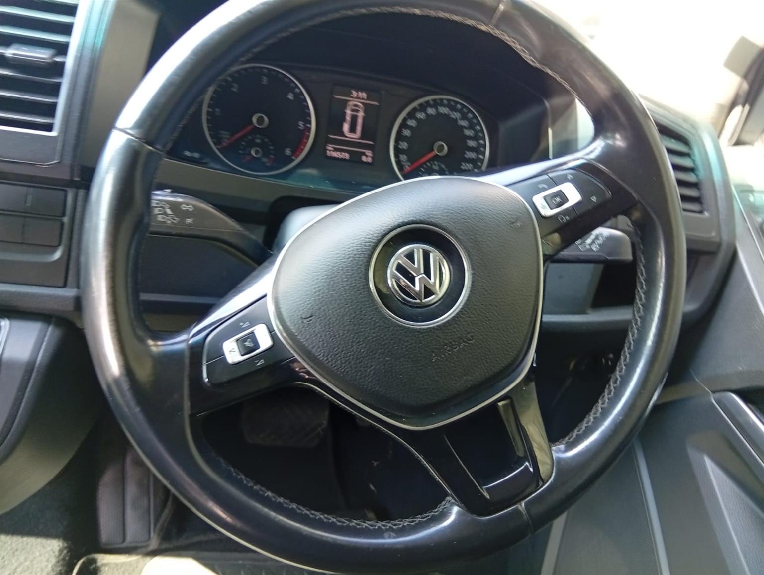 2017 Volkswagen Transporter Crew Bus LWB Auto DSG 2.0 TDI Automatic