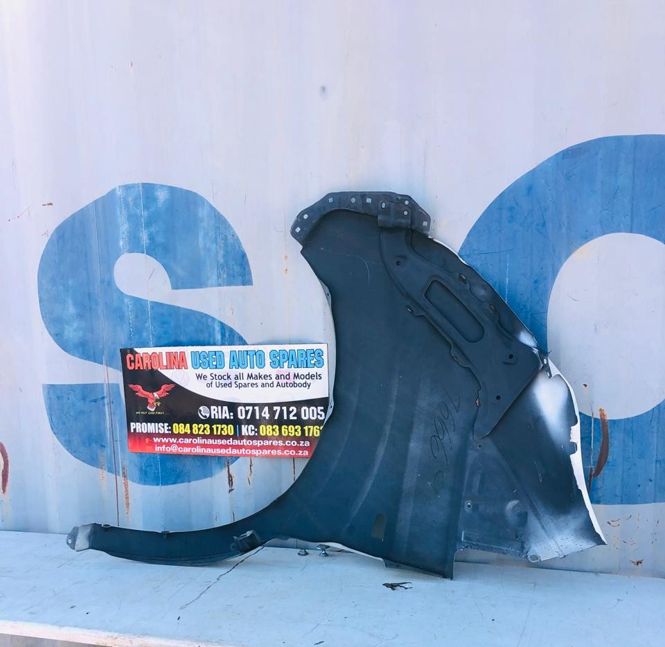 Toyota Quantum LWB right side fender (2021) - Private Seller Toyota Quantum LWB right side fender (2021) - Private Seller