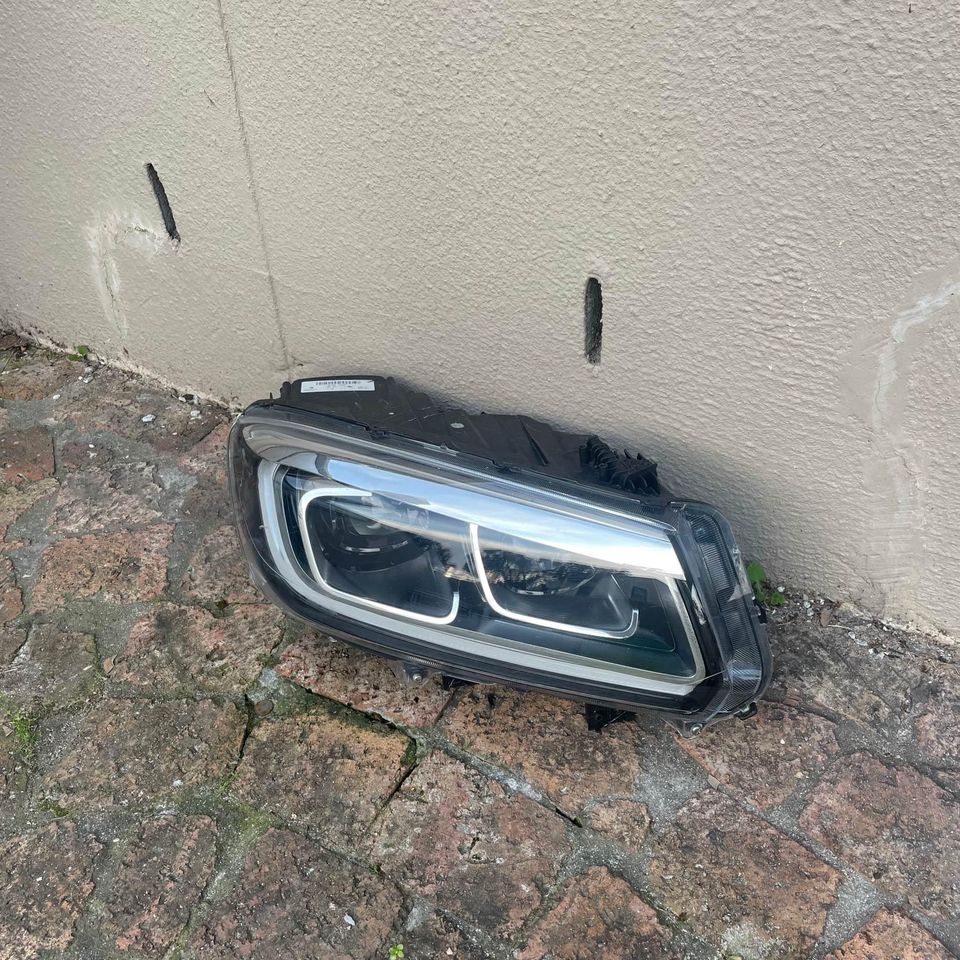Suzuki Vitara Brezza 1st Gen Headlight - Private Seller