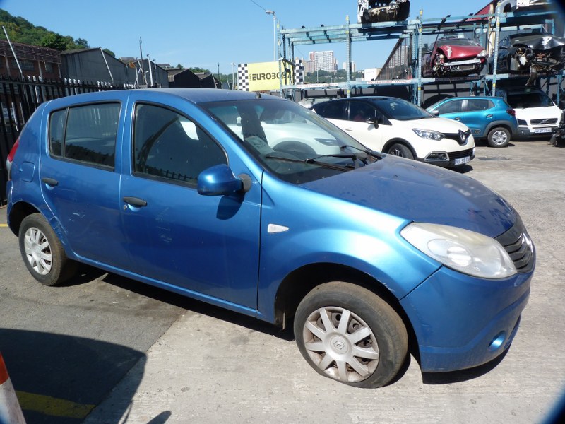 Renault Sandero 1.6 Expression Manual Blue - 2011 STRIPPING FOR SPARES - Private Seller