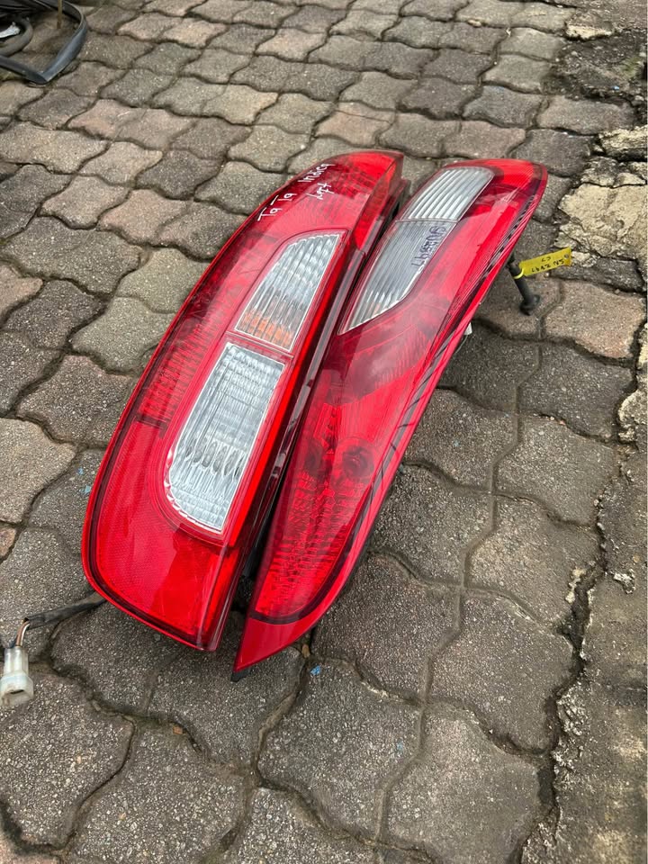 Tata Indica Rear Lights Available Call or WhatsApp - Private Seller Tata Indica Rear Lights Available Call or WhatsApp - Private Seller