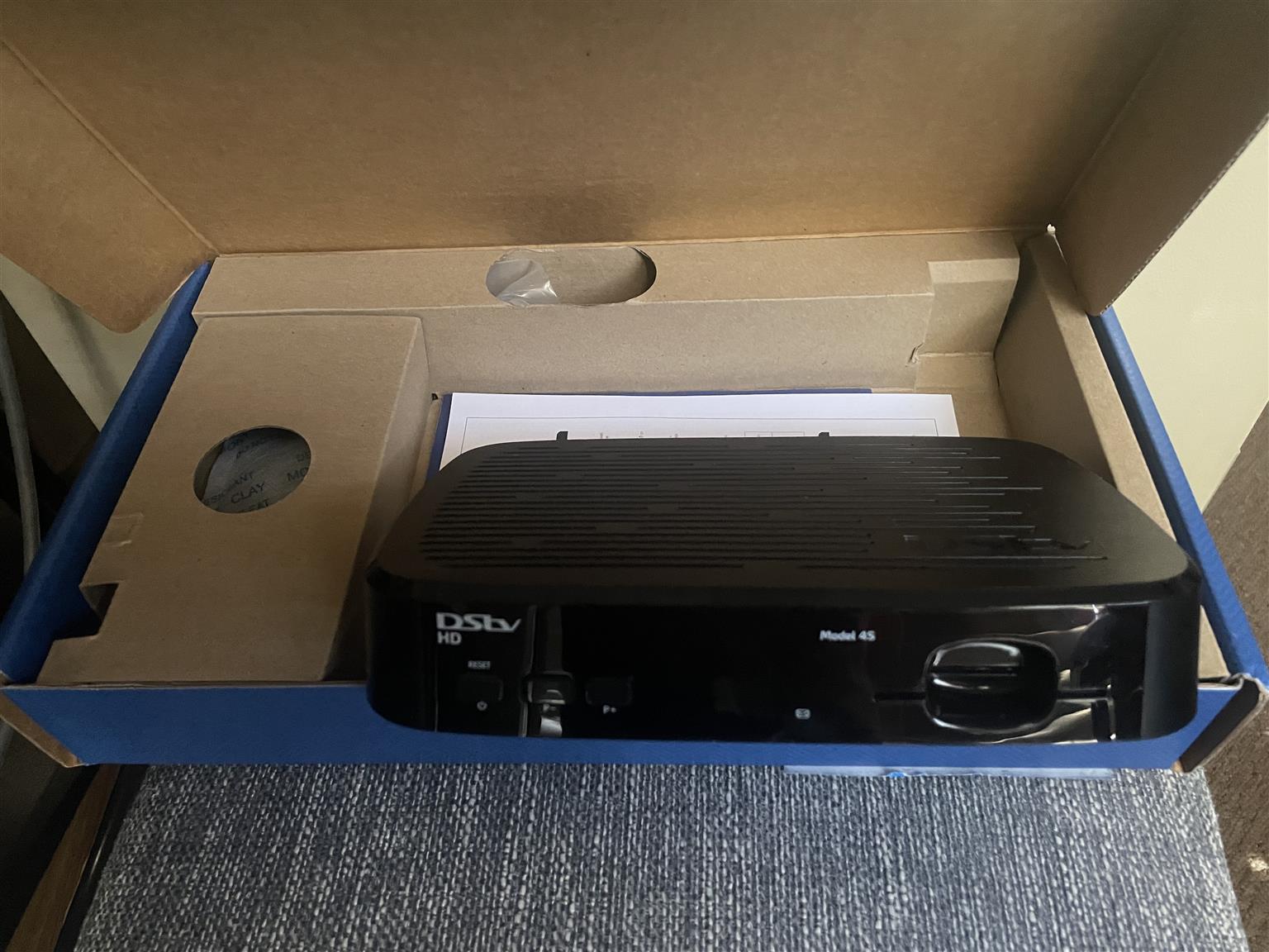 DSTV decoders and dish