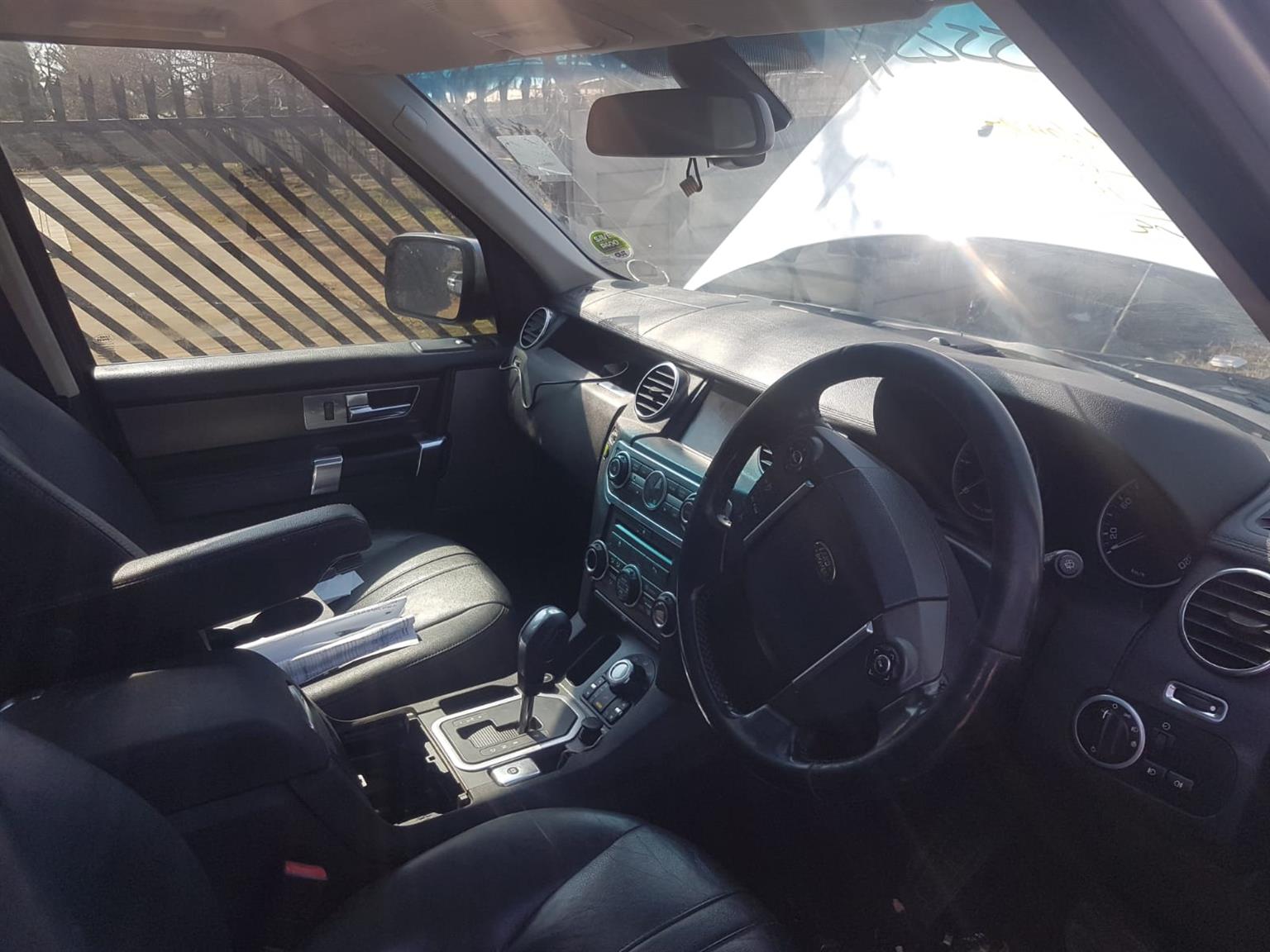 2013 Discovery 4 TDV6 3.0D SE Used Parts - Silver in colour