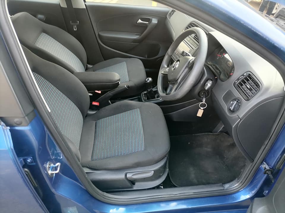 2019 Volkswagen polo vivo 1.4 Hatchback Comfortline Service history