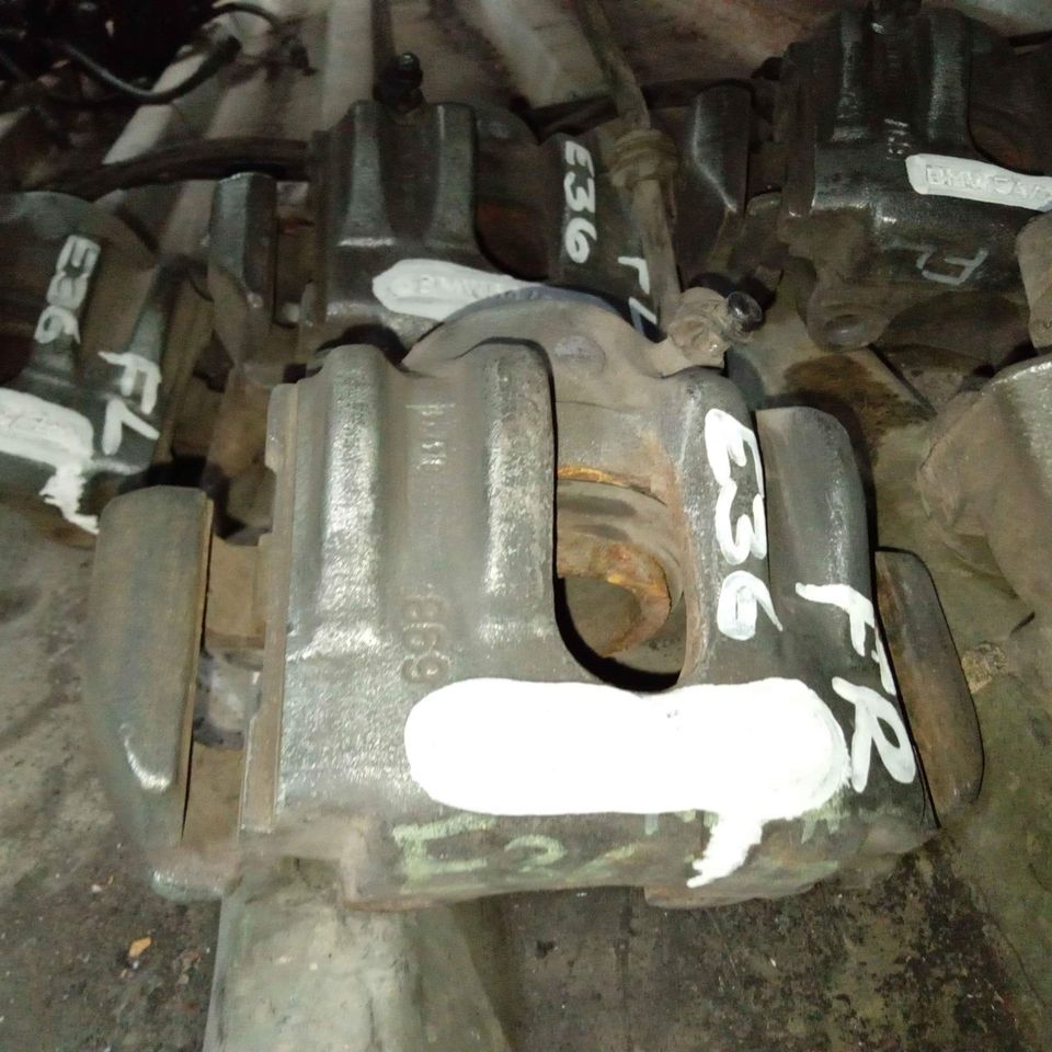 E36 brake calipers Bmw - Private Seller