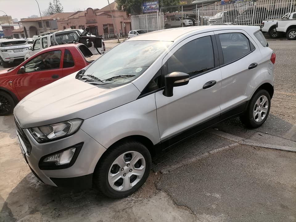 2020 Ford Ecosport 1.0 Ecoboost Titanium SUV with a nice interior seat