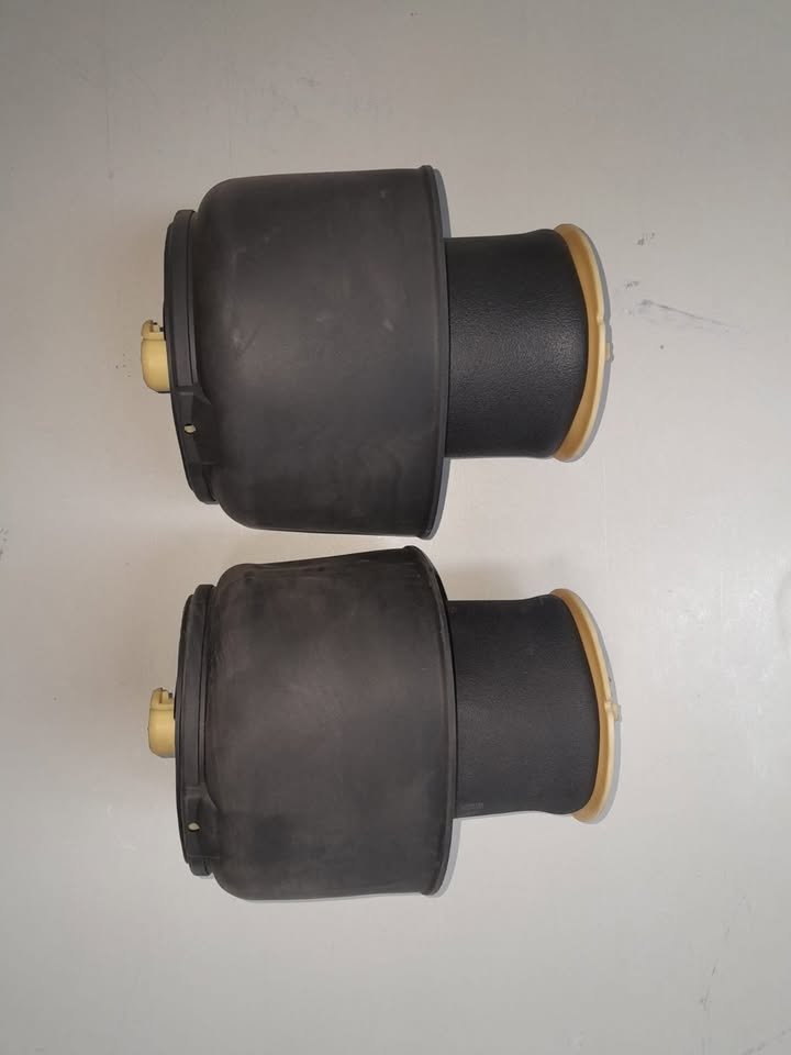 BMW X5 F02/F07 REAR AIR STRING FOR SALE - Private Seller BMW X5 F02/F07 REAR AIR STRING FOR SALE - Private Seller