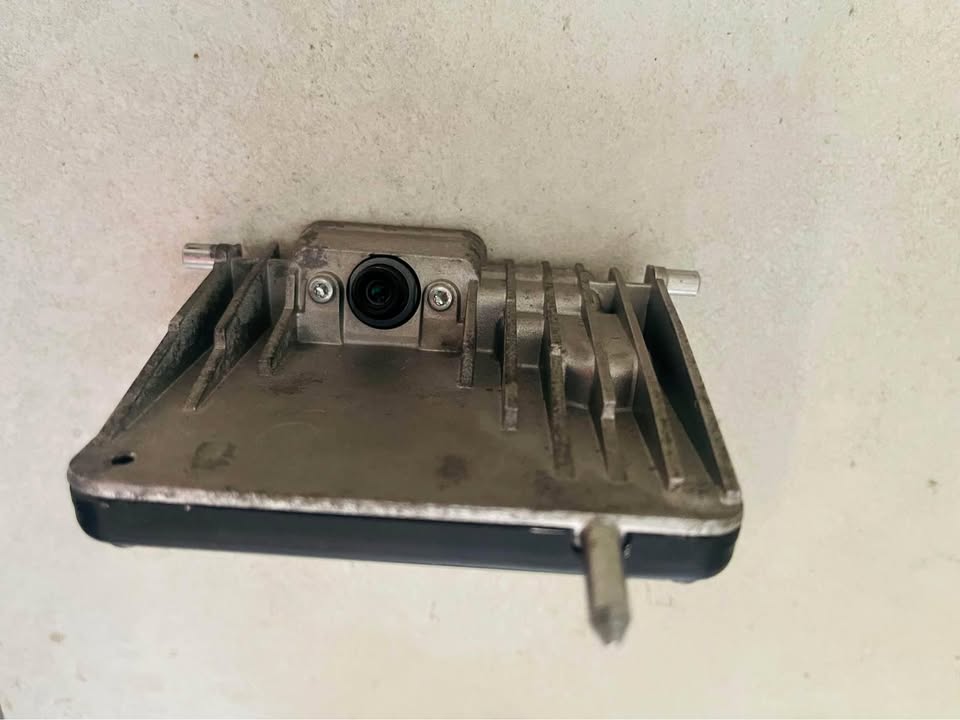Mercedes-Benz W247 Control Unit Front Camera A - Private Seller