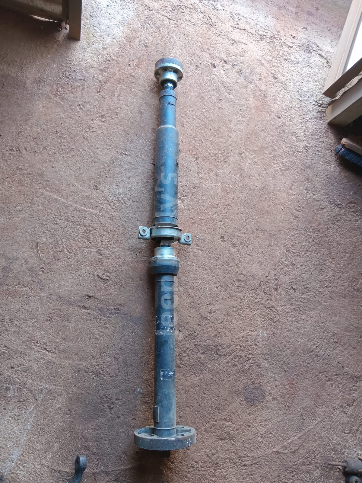 Used Prop Shaft For Jeep Grand Cherokee WK2 (3.6) - Jeep Spares - Private Seller Used Prop Shaft For Jeep Grand Cherokee WK2 (3.6) - Jeep Spares - Private Seller