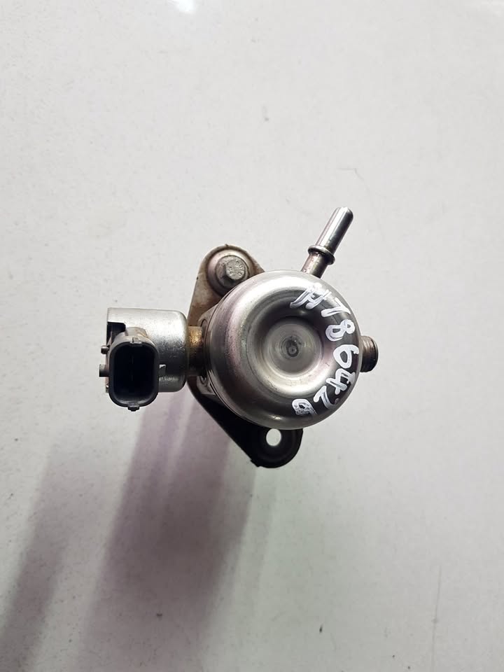 1.0L High pressure pump Ford fiesta - Private Seller