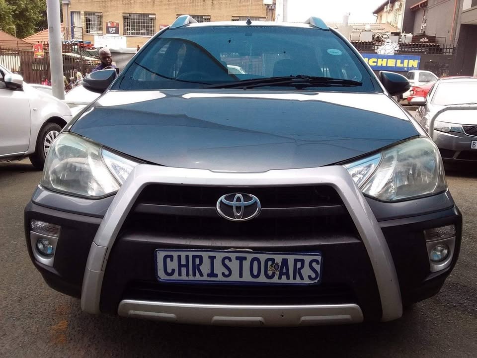 Used Toyota Etios Cross 1.5 Xs - Private Seller Used Toyota Etios Cross 1.5 Xs - Private Seller