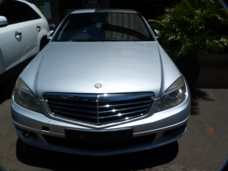 Used 2009 Mercedes-Benz C-Class C180 Kompressor Classic - Private Seller Used 2009 Mercedes-Benz C-Class C180 Kompressor Classic - Private Seller