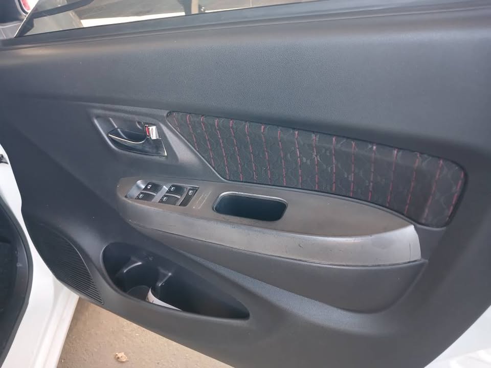 2022 TOYOTA AGYA 1.0  Transmission: Manual  Mileage: 83000km Fueltype: Petrol  White