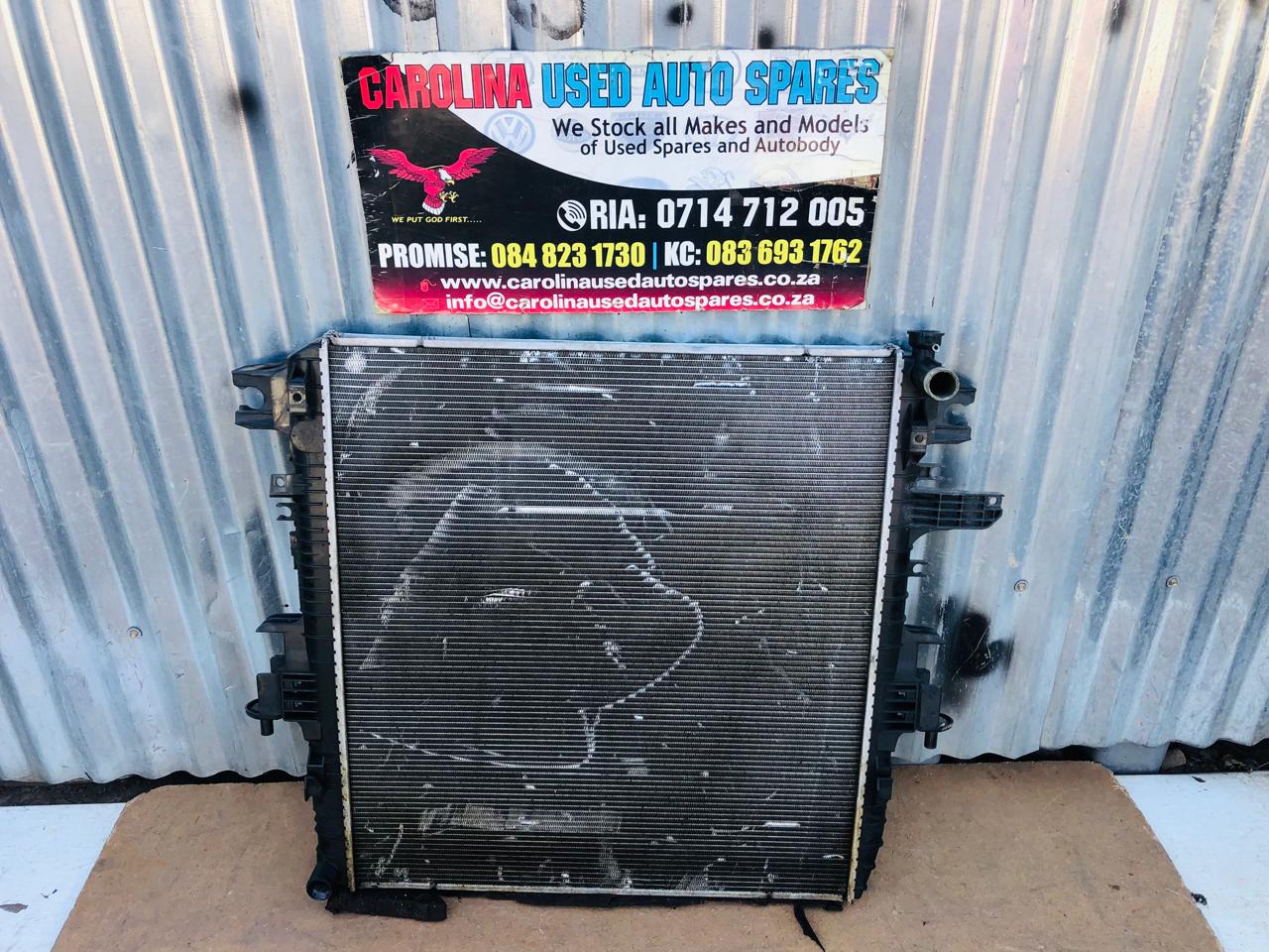 Nissan Infinity QX56 manual radiator - Private Seller Nissan Infinity QX56 manual radiator - Private Seller