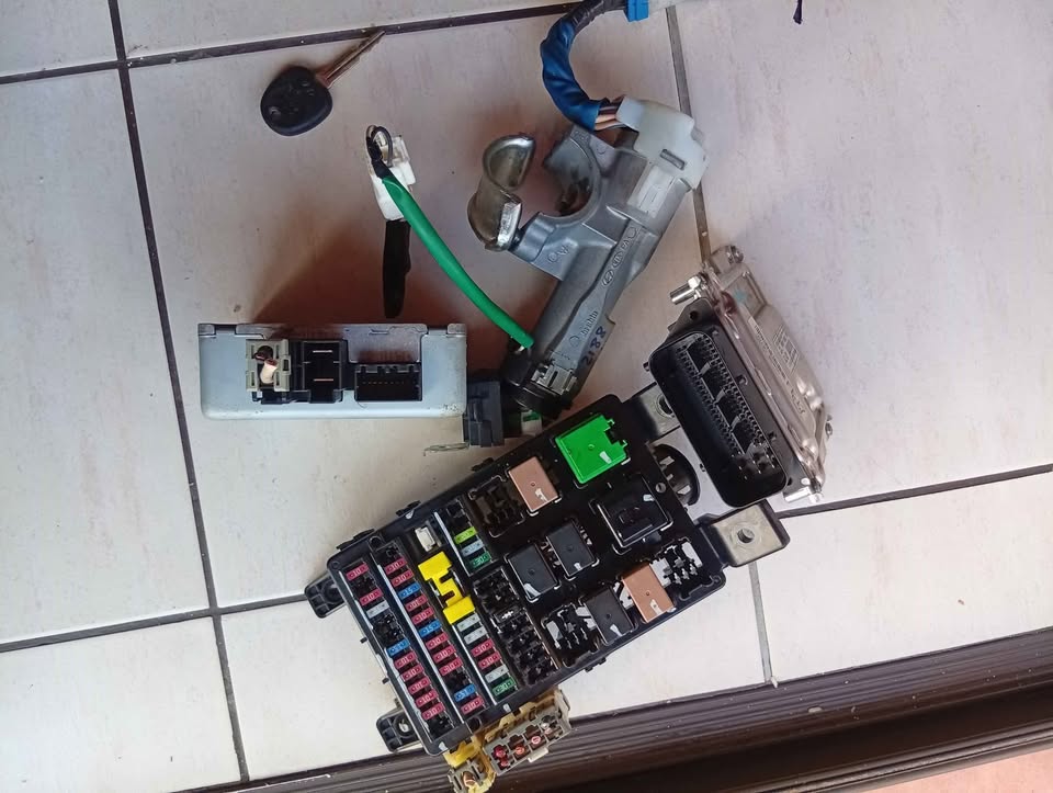 2008-2013 Hyundai i10 1.2 complete lockset for sale