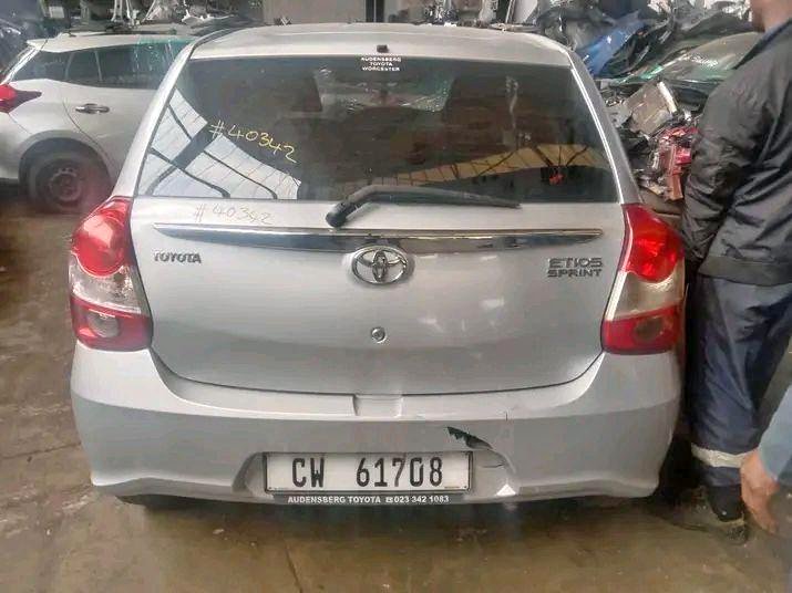 TOYOTA ETOS HATCHBACK STRIPPING - Private Seller TOYOTA ETOS HATCHBACK STRIPPING - Private Seller