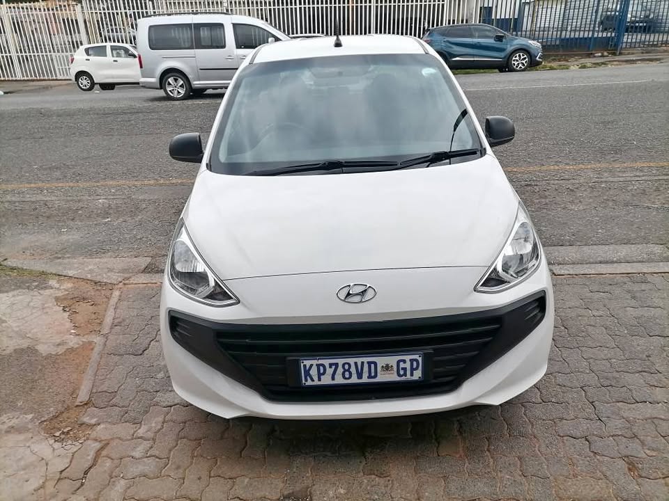 2023 Hyundai Atos 1.0 Hatchback Automatic with a leather seat and Service history