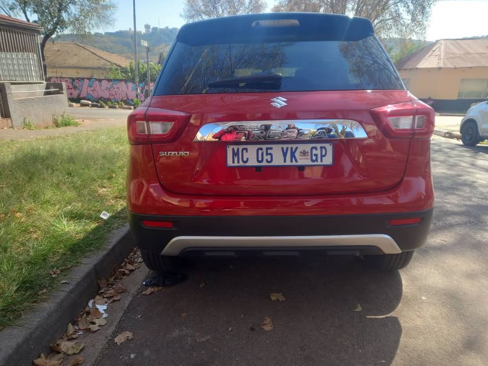 2022 Suzuki Vitara Breeze 1.5 Automatic, Maroon,  FSB. Reverse camera