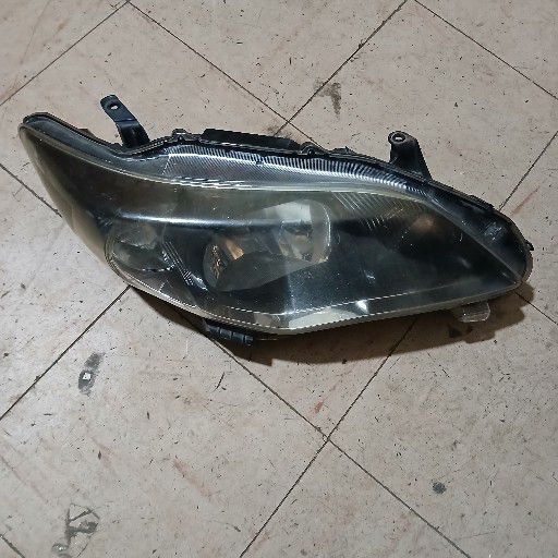 Toyota quest headlight - Private Seller Toyota quest headlight - Private Seller