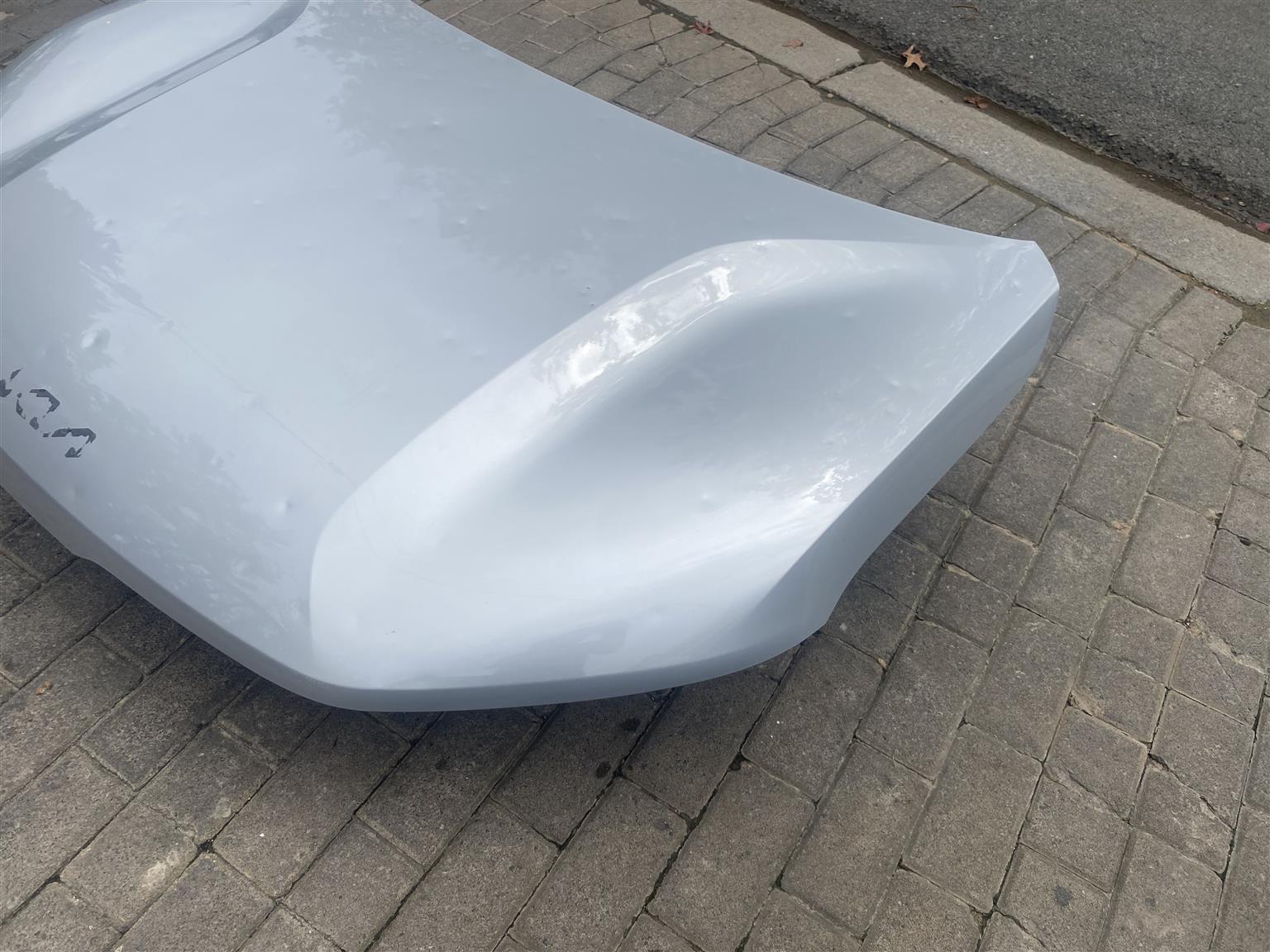 2024 KIA SONET BONNET HOOD FOR SALE. IN EXCELLENT CONDITION - Private Seller 2024 KIA SONET BONNET HOOD FOR SALE. IN EXCELLENT CONDITION - Private Seller