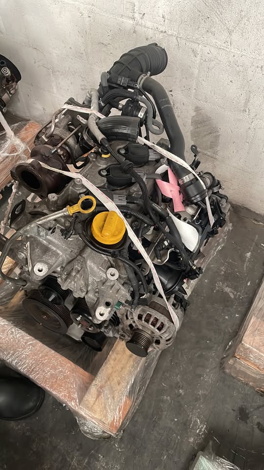 900T H4B Renault Engine - Private Seller