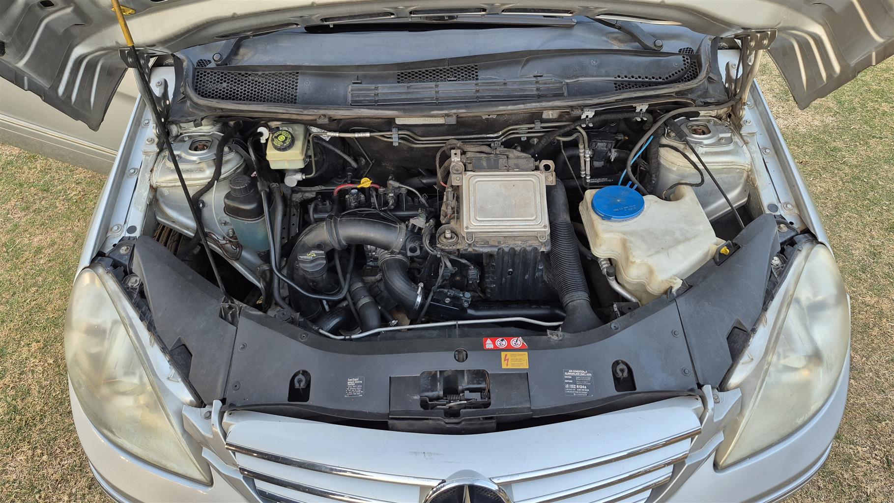 B200 Mercedes-Benz B200 turbo | Junk Mail Marketplace