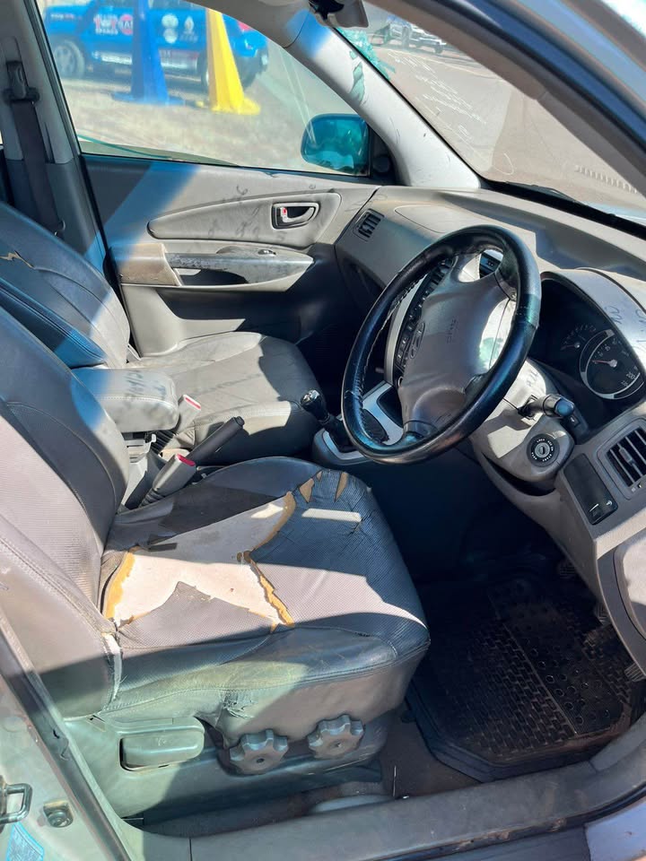 2008 HYUNDAI TUCSON MANUAL SPARES - Private Seller 2008 HYUNDAI TUCSON MANUAL SPARES - Private Seller