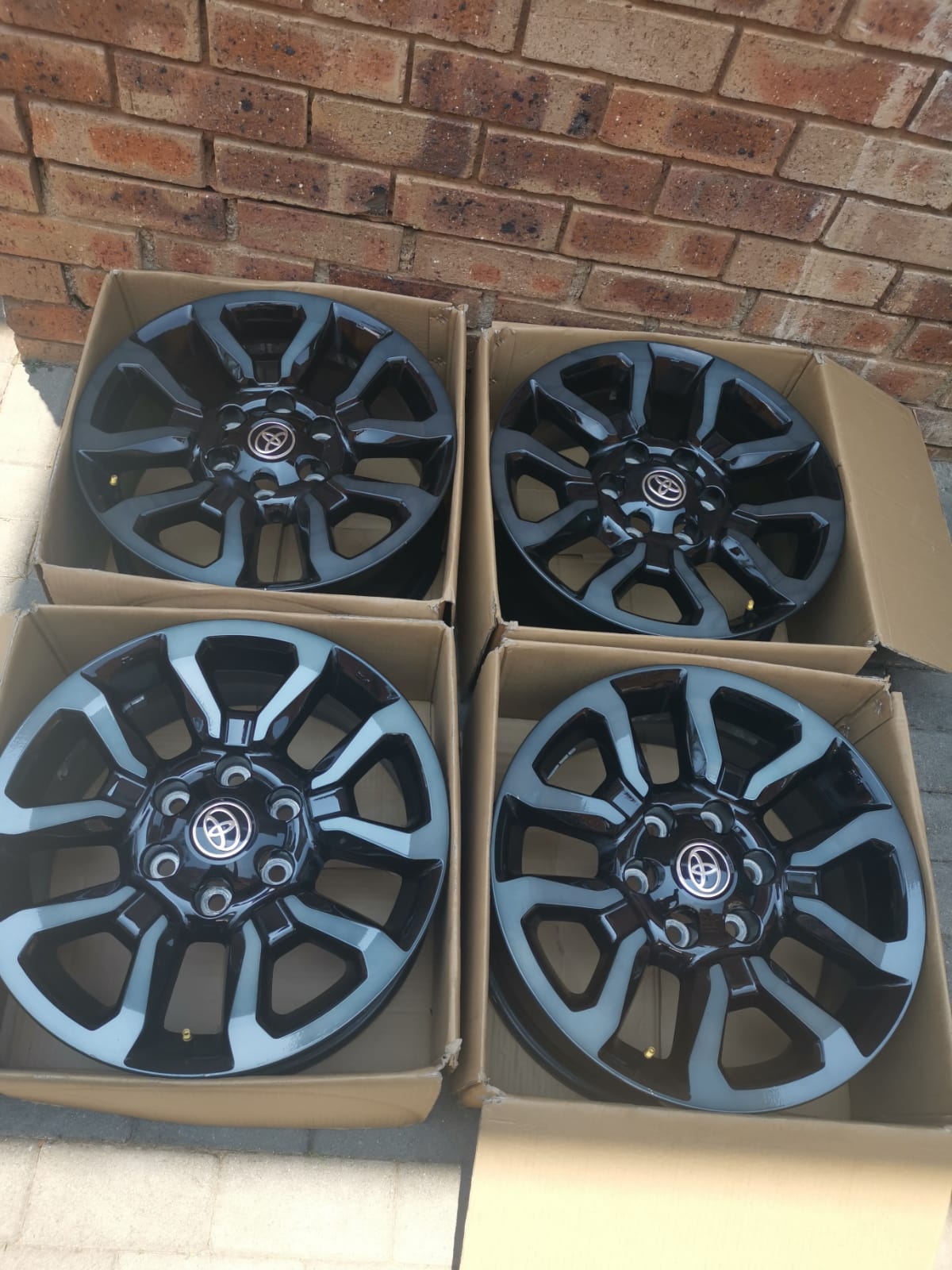 18inch Toyota Legend 50 RS OEM mags new set ON SPECIAL - Private Seller 18inch Toyota Legend 50 RS OEM mags new set ON SPECIAL - Private Seller