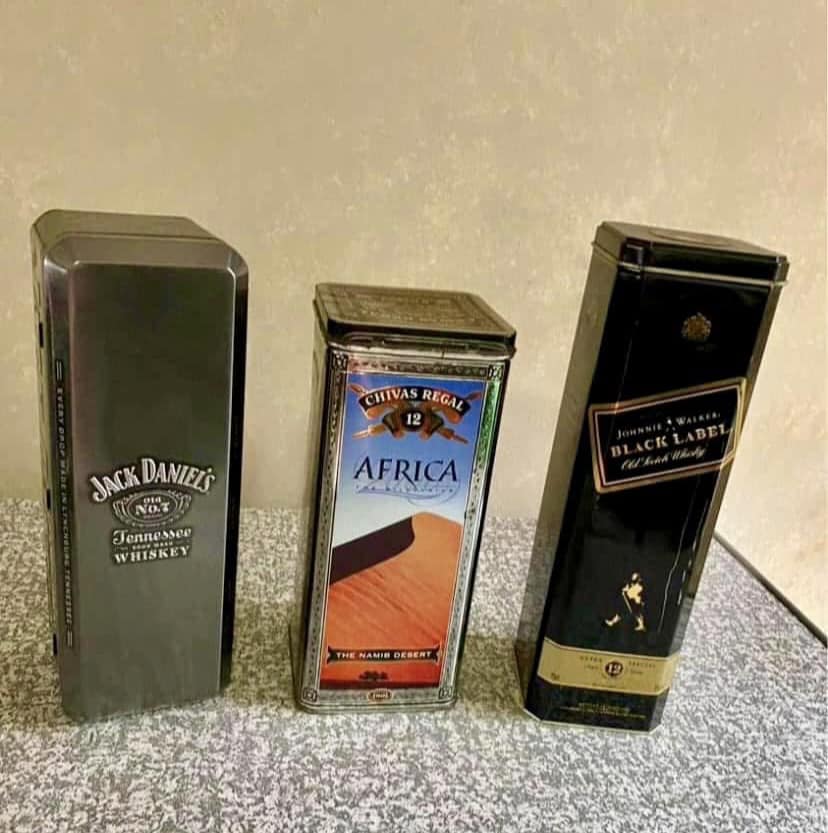 set of three empty bar collectors tins set of three empty bar collectors tins