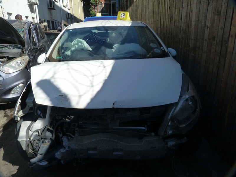 Kia Rio 1.4 Manual White - 2014 STRIPPING FOR SPARES. - Private Seller Kia Rio 1.4 Manual White - 2014 STRIPPING FOR SPARES. - Private Seller