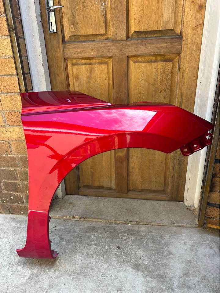 2025-2026 Suzuki swift right side fender - Private Seller 2025-2026 Suzuki swift right side fender - Private Seller