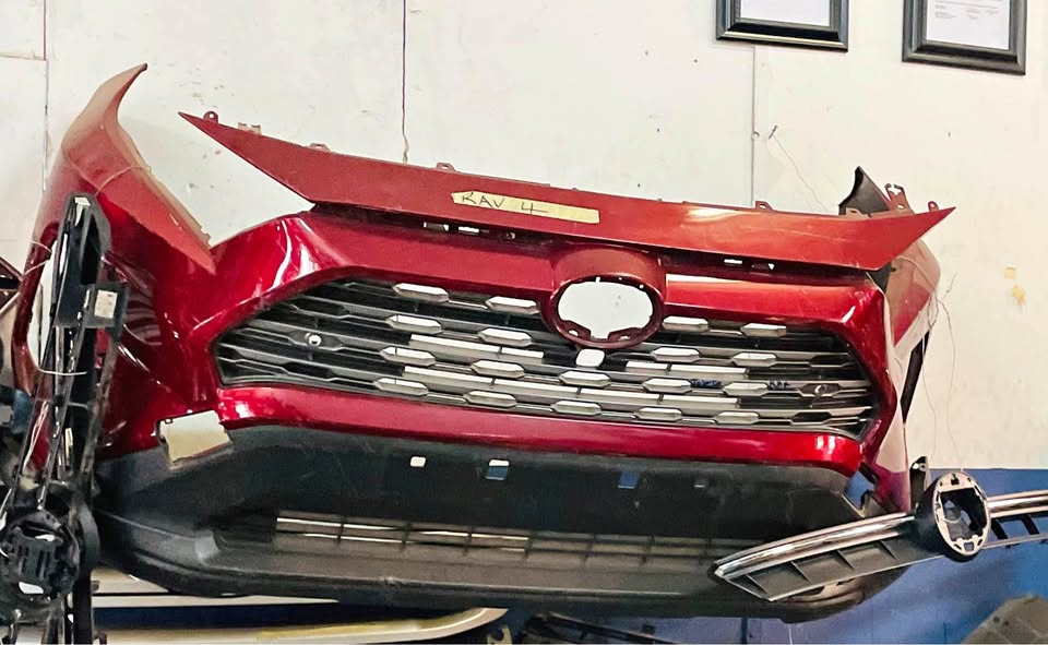 Toyota RAV4 bumper - Private Seller Toyota RAV4 bumper - Private Seller