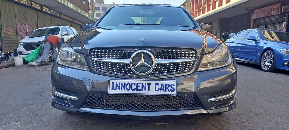 2013 MERCEDES BENZ C180 AMG AUTOMATIC TRANSMISSION, GREY COLOUR, MILEAGE