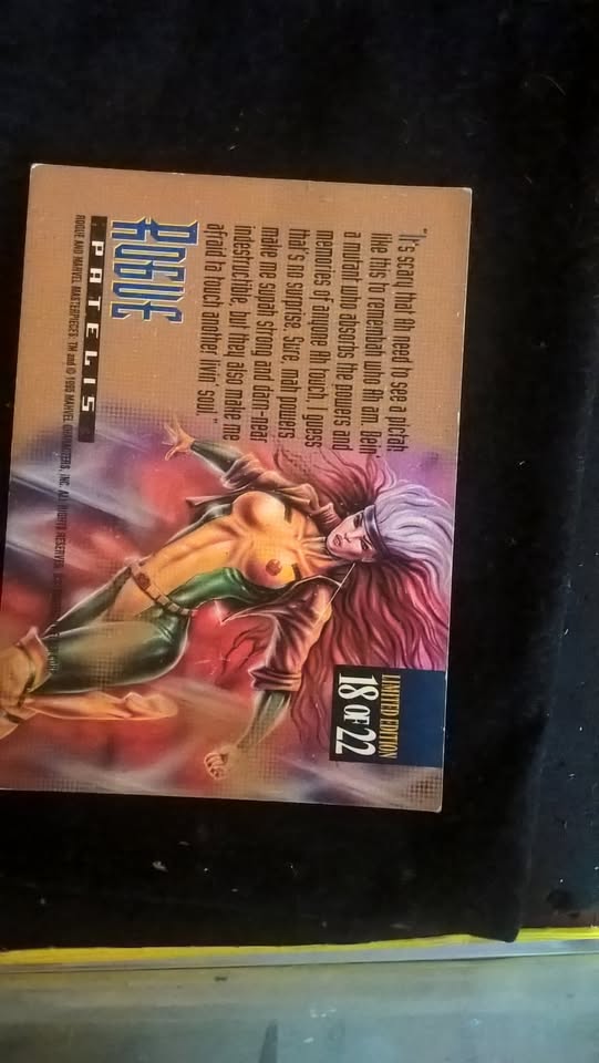 1995 Marvel Masterpieces Rogue Canvas card